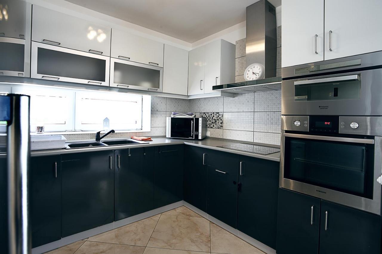 Townhouse On Budapest Border บูดาโอร์ช ภายนอก รูปภาพ
